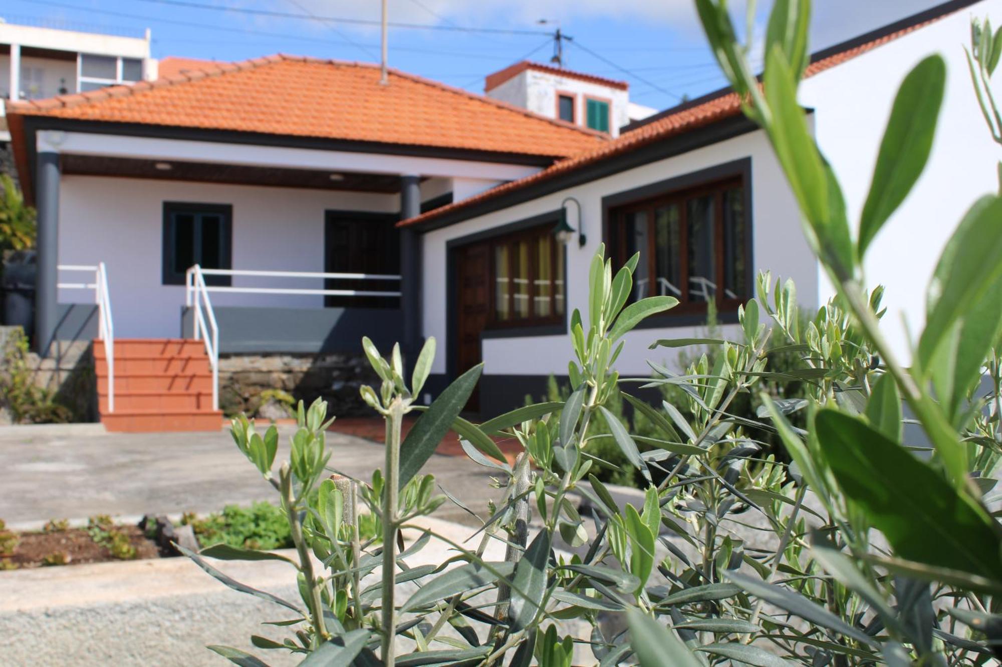 Moradia Stephanie Funchal  Luaran gambar